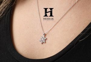 Fabricante de Joyería Fina Personalizada, Colgante de Copo de Nieve de Diamantes en Oro de 14k - Elegante Collar Botánico para Venta al Por Mayor - Product Image 2