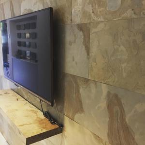 Lámina de Revestimiento de Pared de Piedra de Pizarra Flexible Color Marrón Bronceado, Tono Natural de Tierra, para Decoración de Fachadas Interiores y Exteriores - Product Image 3