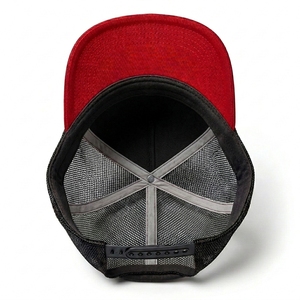 Gorra Trucker de 5 Paneles de Algodón Vaquero Rojo y Negro con Forro Polar y Malla, Estilo Dad Hat, Hebilla Metálica, Sin Estructura, Logotipo Bordado, Casual - Product Image 4