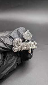 Colgante Personalizado con Nombre y Corona, con Incrustaciones de Moissanita, en Plata de Ley 925, Joyería Fina, Colgantes y Dijes - Product Image 4