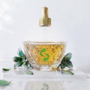 Huile essentielle de menthe poivrée de haute qualité pour la création de parfums, les produits parfumés, la fabrication de cosmétiques et les exigences des acheteurs B2B mondiaux - Product Image 3