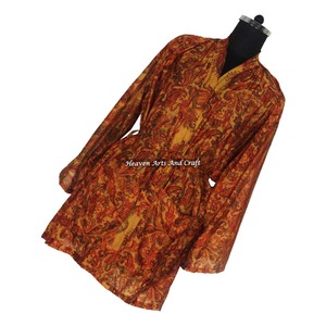 KS009 <b>Beach</b> Vintage Sari Kimono Short Ladies Vintage <b>Robe</b> Women Wear Bathrobe Jacket Recycled Silk Sari Fabric Nightwear <b>Robe</b> - Product Image 2