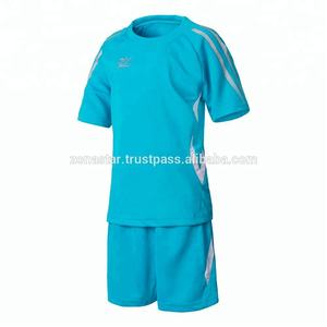 Conjunto de Camiseta y Pantalones Cortos de Fútbol Personalizados para Adultos, de Secado Rápido, Transpirables, 100% Poliéster, de Alta Calidad - Product Image 3