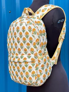 Mochila Blanca con Diseño Floral, Unisex, Plegable, Capacidad de 10 kg, Forro de Algodón Orgánico Ligero, Cierre de Cremallera, Ideal para Viajes de Lujo - Product Image 4