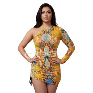 Vestido Mini Sexy Ajustado con Estampado de Piel de Serpiente, Diseño Asimétrico con un Hombro Descubierto, para Fiestas y Clubes - Product Image 4