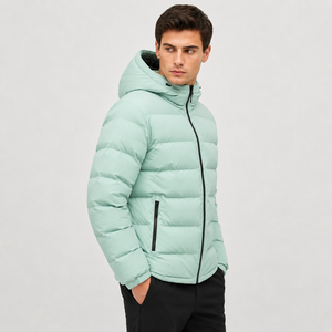 Veste d'hiver matelassée conçue pour une chaleur respirante et un superposition confortable, au style pratique pour la vie quotidienne active et urbaine. - Product Image 4