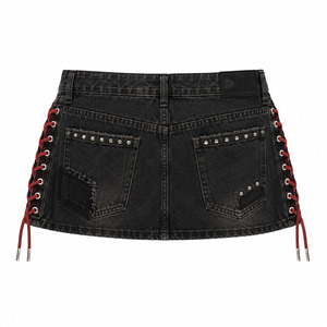 Mini-jupe en jean Rogue Lace pour femme, jupe taille basse noire délavée style Y2K punk streetwear avec lacets latéraux rouges - Product Image 2