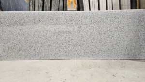 Granito Blanco de China – Elegante Granito Blanco para Aplicaciones Interiores y Exteriores - Product Image 2