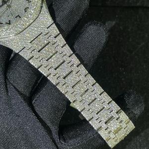 Reloj de Acero Inoxidable Premium para Hombre, Estilo Hip-Hop, con Cristal de Moissanita de Alta Calidad, Resistente al Agua 10 Bar, con Diamantes - Product Image 3