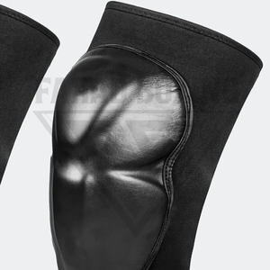 Protections coudes et genoux personnalisées OEM en cuir véritable, rembourrées et robustes pour l'entraînement sportif, MMA, Muay Thai, confort optimal - Product Image 5