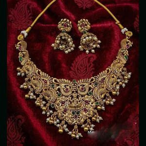 Parure de bijoux fins pour femme, plaquée or traditionnelle, avec pierres Pota et perles, collier de temple pour mariages et fêtes - 10575300PGR - Product Image 1