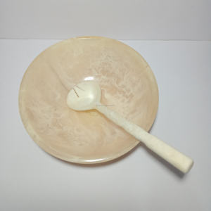 Bol en acrylique avec pied en relief argenté, bol à salade en résine pour table de cuisine, nouveau design, bol de service en résine fait à la main, maison et jardin - Product Image 6