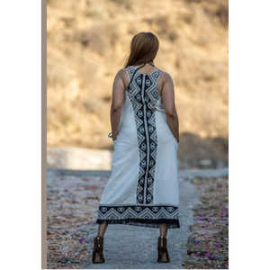 Vestido Informal Blanco Tulip Bud de The Quince Life, Tejido a Mano, Talla S-M - Product Image 3