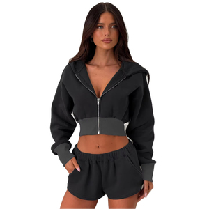 ชุดเซ็ตแทรคสูทผู้หญิง 2 ชิ้น เสื้อฮู้ดครอปซิปและกางเกงขาสั้นเอวสูง ชุดลำลองแฟชั่นฤดูใบไม้ร่วงฤดูหนาว ชุดออกกำลังกาย - Product Image 3