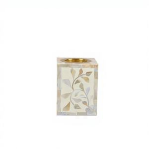 Portavelas de lujo hecho a mano con incrustaciones florales de nácar, elegante soporte rectangular brillante para velas votivas y de té. - Product Image 1