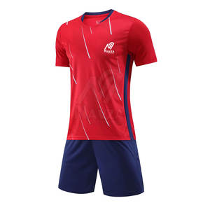 Uniforme de football à prix avantageux, tissu doux, design personnalisé, best-seller, en vente en ligne - Product Image 2