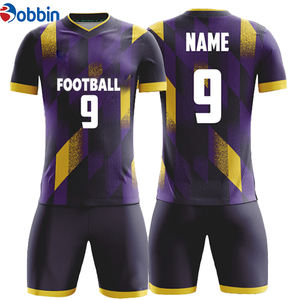 Maillot de football personnalisé imprimé par sublimation – Qualité supérieure, respirant, pas cher – Tenue de football personnalisée - Product Image 2