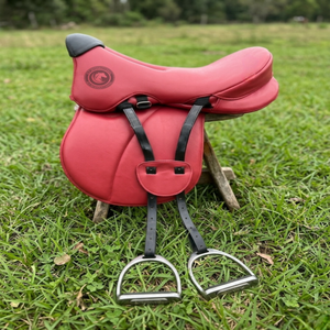 Silla de montar para caballos de resistencia con estructura ligera y asiento cómodo para paseos, carreras, entrenamiento y equitación al aire libre - Product Image 4