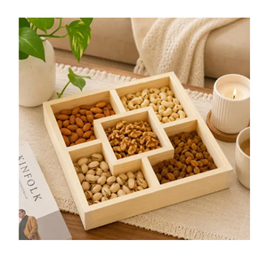 Caja de madera multiusos para frutos secos con diseño creativo, forma cuadrada y 4 compartimentos divididos, en un estilo artístico único. - Product Image 3