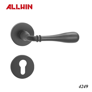 Elegant <b>Modern</b> Design Shining Gold Solid Brass <b>Door</b> Lever <b>Handle</b> Lock <b>Set</b> for Hotels - Product Image 6