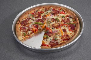 ถาดพิซซ่าทรงกลมอลูมิเนียมอัลลอยด์สำหรับเชิงพาณิชย์ SKI PIZZAPAN1 ให้ความร้อนสม่ำเสมอและดีไซน์เป็นมิตรกับสิ่งแวดล้อม - Product Image 4