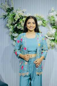 Dhoti Tradicional Midi Salwar Kameez para Mujer, para Todas las Temporadas, Bodas, Diwali, Fiestas, Terciopelo, Bordado Intenso, Estampado Digital, Moderno - Product Image 3