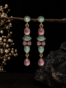 Prix de gros Boucles d'oreilles pendantes vintage en argent oxydé plaqué or 18 carats avec serti clos et zircon, unisexe, pour fêtes, fournisseur en gros - Product Image 3
