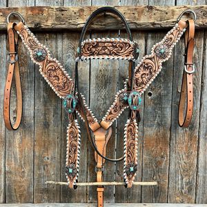 2026 Ensemble complet de harnais de cheval en cuir Western fait main, en cuir huilé clair, à motifs floraux et surpiqûres blanches, comprenant fronture et peitorale, équipement d'équitation - Product Image 1