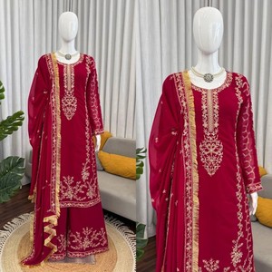 Conjunto de Kurta y Plazzo de Diseño VASTRA COTTAGE en Georgette con Bordado de Lentejuelas y Hilo, Plazzo Cosido y Dupatta, Ideal para Fiestas - Product Image 6