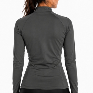 Haut de cyclisme à fermeture éclair intégrale pour femmes, idéal pour les activités cyclistiques quotidiennes, chemise de vélo à fermeture éclair intégrale pour les cyclistes actifs modernes, confort pour les équipes sportives modernes - Product Image 2