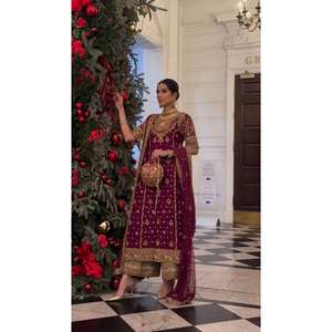 Top-Ensemble Plazzo et Dupatta avec broderie lourde Taille XL pour un look de fête - Product Image 5