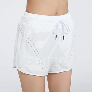 Shorts deportivos de yoga de doble capa para mujer, personalizados, con colores contrastantes, para correr. - Product Image 4