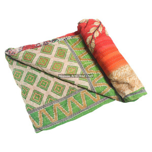 Kantha <b>Quilt</b> Indian Reversible Hand Stitched Heavy <b>Throw</b> Old Sari Blanket Patch Work Heavy 3 To 5 Layers Kantha <b>Quilt</b> - Product Image 5