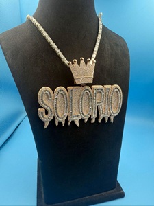 Colgante de nombre con corona Iced Out, dije de letra personalizado con efecto goteo, de Plata de ley 925 y Diamante de moissanita, pieza llamativa estilo Hip Hop - Product Image 5