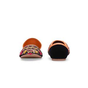 Colección de Zapatos Planos Elegantes Étnicos Multi Fancy EC8422 Khusa, Talla 36 - Product Image 2