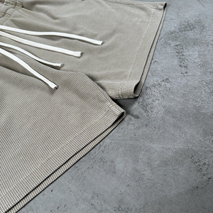 Premium Quality Vintage Washed Long Sweat Shorts Men Heavyweight Cotton Rhinestone Double Waist Jogger Shorts OEM Manufacturer - Product Image 5