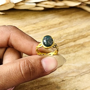 Nouvelle Arrivée Bagues en Agate Mousse Bohème en Laiton pour Femme Plaqué Or 18K Bande Torsadée Bijoux Naturels Vente en Gros/OEM/ODM - Product Image 6