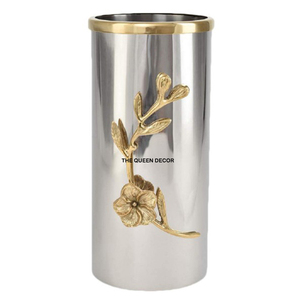 Macetas de Flores de Diseño Floral en Color Dorado, Macetas de Flores de Estilo Metálico de Tamaño Mediano con Recubrimiento en Polvo Blanco - Product Image 3