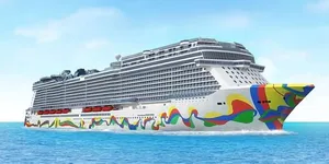 Modèle de bateau de croisière Norwegian Encore (Breakaway Plus Class) sur mesure - Norwegian Cruise Line - 76,2L x 2,54L x 2,54H cm - Product Image 5