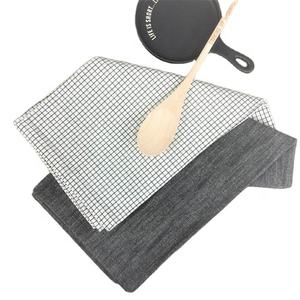 Paños de Cocina Urban Style 100% Algodón - Detalles Bordados a Mano - Decoración Elegante y Funcional para Cocinas Modernas - Product Image 4