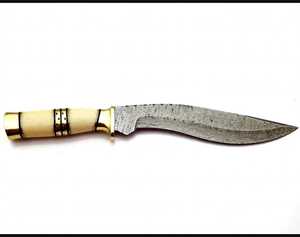 Herramienta Artesanal Recurva de Acero de Damasco Forjado a Mano con Mango de Hueso de Camello - Product Image 1