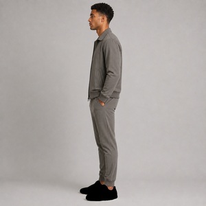 Ensemble de survêtement gris pour homme 2026 – Sweat-shirt zippé pleine longueur et pantalon décontracté de couleur unie avec poches latérales – 100 % coton – Collection automne - Product Image 4