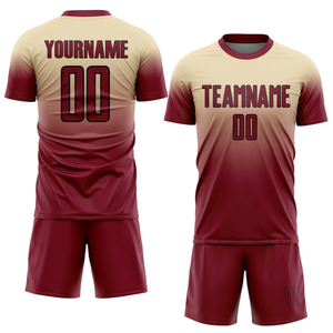 เสื้อฟุตบอลสั่งทำขายส่ง ชุดทีมแบบกำหนดเอง สีไล่ระดับ โพลีเอสเตอร์ 100% 240GSM ชุดฟุตบอลขายส่งจำนวนมาก - Product Image 2