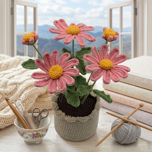 Maceta de flores de margarita rosa hecha a mano con ganchillo, decoración amigurumi con flor de hilo tejido para decoración del hogar o la oficina, regalo. - Product Image 3