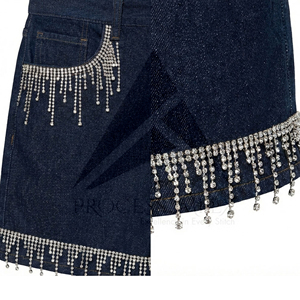 กางเกงยีนส์ขาสั้นผู้ชายประดับคริสตัล ผ้าฝ้ายพรีเมียม ดีไซน์คริสตัล สตรีทแวร์ รับผลิตแบบ OEM ODM นำเข้า - Product Image 3
