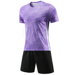 Uniforme de Fútbol para Programas de Entrenamiento Académico, Ligero, Resistente, 100% Poliéster, Transpirable, Antibacterial y Ecológico - Product Image 1