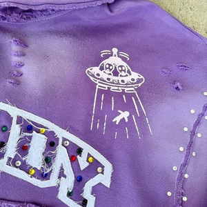 Sudadera con capucha y cremallera completa personalizada, morada, con pedrería, efecto desgastado, lavado vintage, gráfico, estilo streetwear, oversize, de algodón polar - Product Image 5