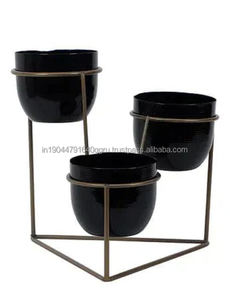 Maceta con soporte triangular de metal negro y dorado de la mejor venta para mesa de jardín y hogar - Product Image 6