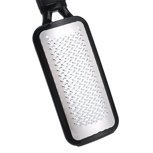 Râpe à pieds ergonomique professionnelle pour l'élimination des callosités - Product Image 5