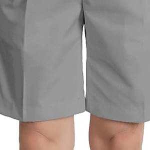 Shorts de golf haut de gamme avec construction légère, protection UV et production de vêtements professionnels OEM - Product Image 4